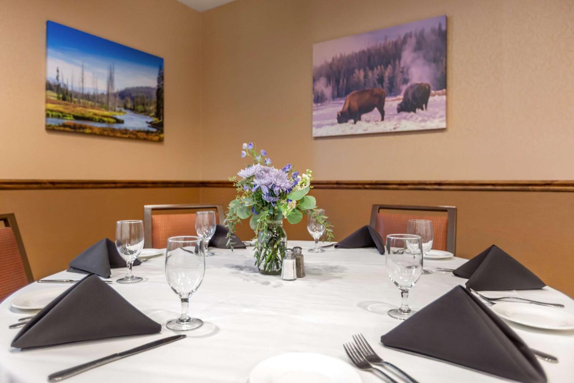 Best Western Premier Ivy Inn & Suites Cody Extérieur photo