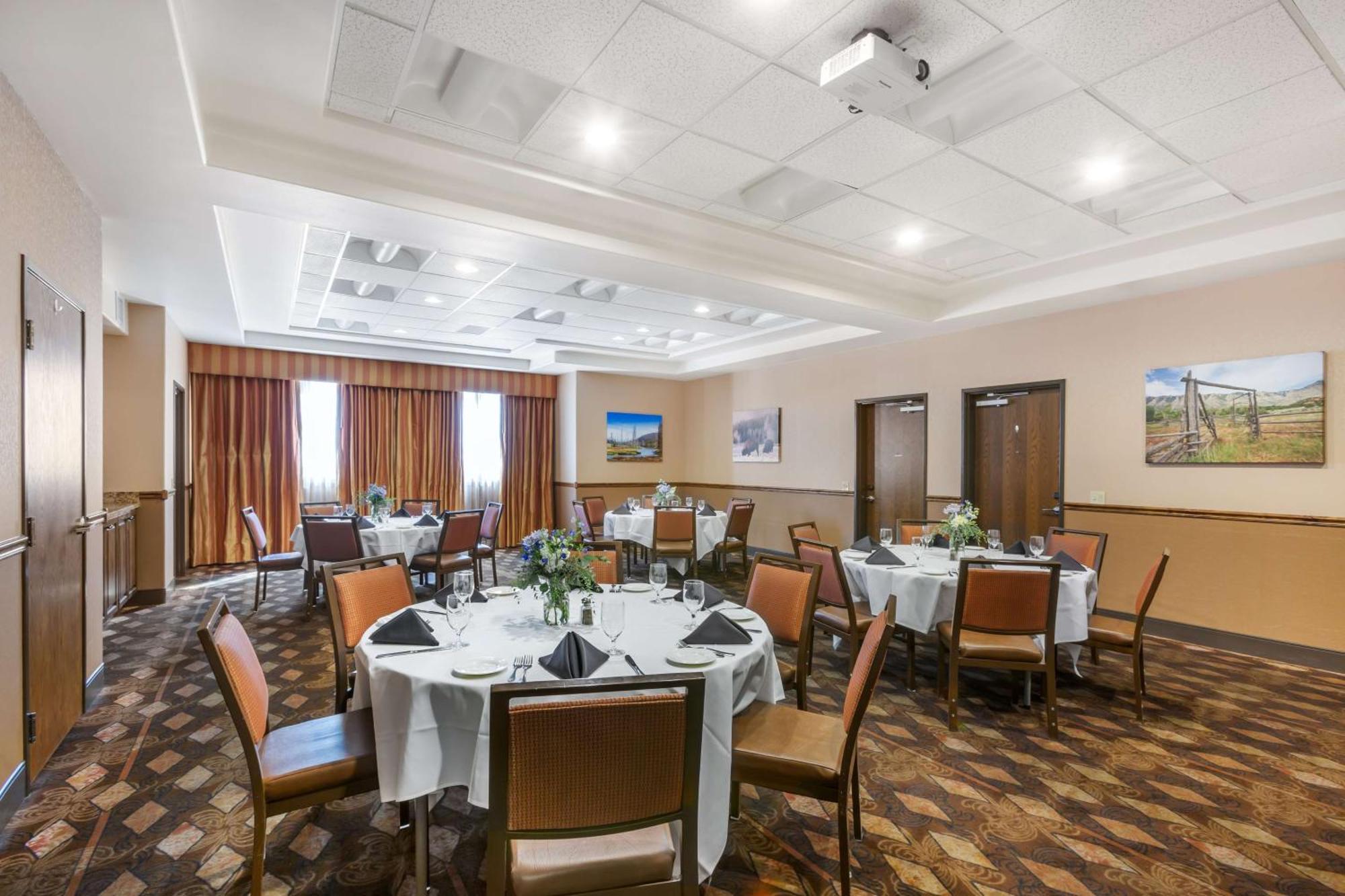 Best Western Premier Ivy Inn & Suites Cody Extérieur photo